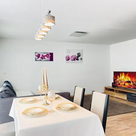 Apartment Denkendorf 2 *